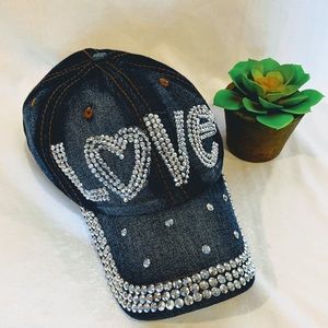 2/$15 🧢💠Rhinestone Studded Baseball Cap “LOVE”